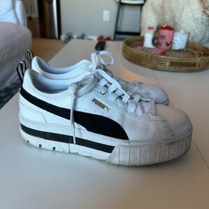 Puma Mayze Leather Platform Sneakers Black and White Size 10